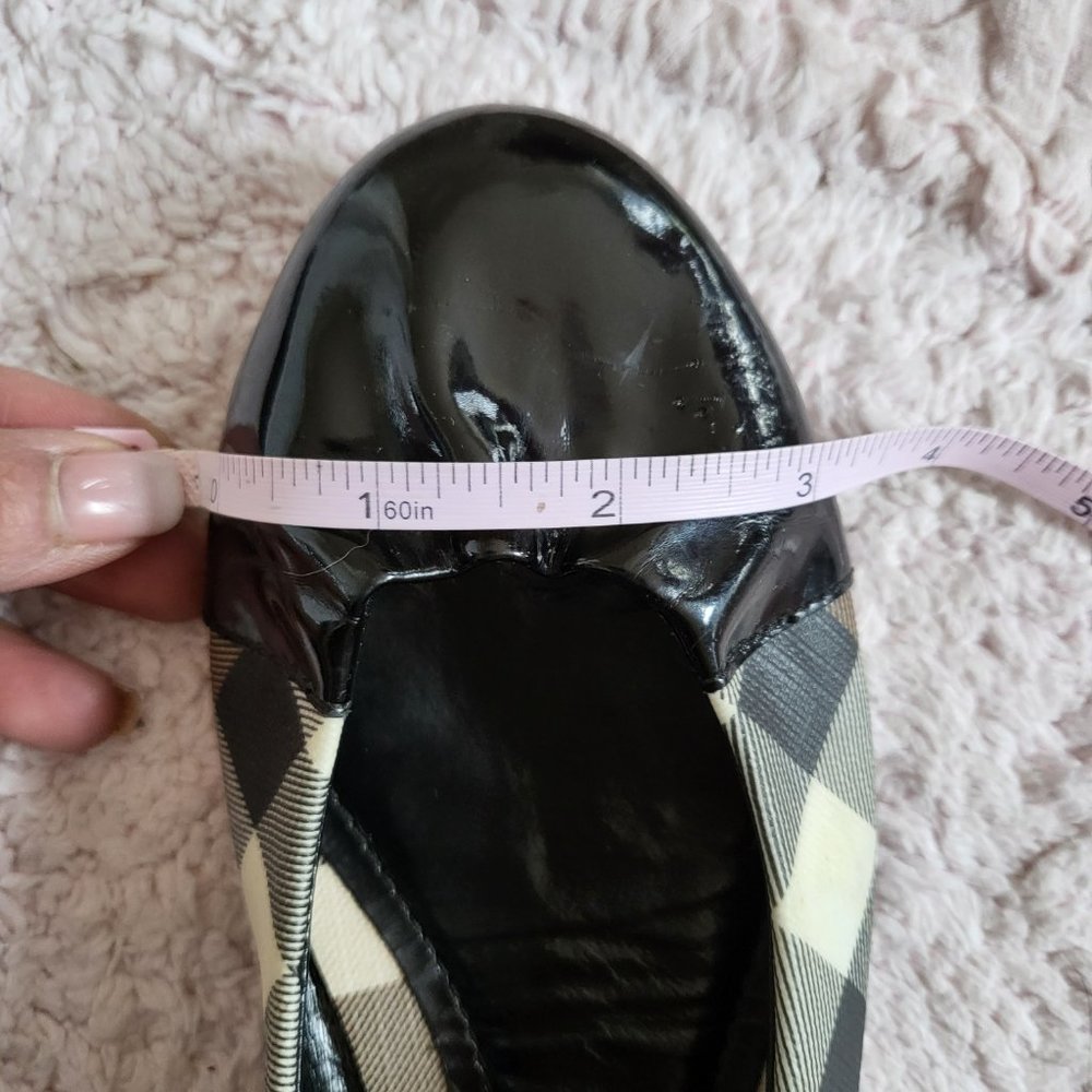 AUTHENTIC BURBERRY BALLET SHOES (PATENT LEATHER NOVA CHECK CANVAS - Picture 11 of 12